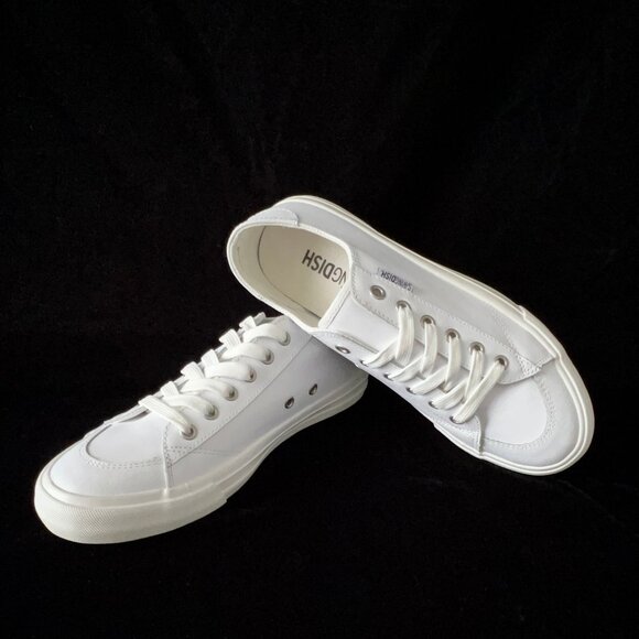 NEW Golf Sneakers Swing Dish Spike-less Traveler, White Coated Leather, Sz 9 - Picture 1 of 14